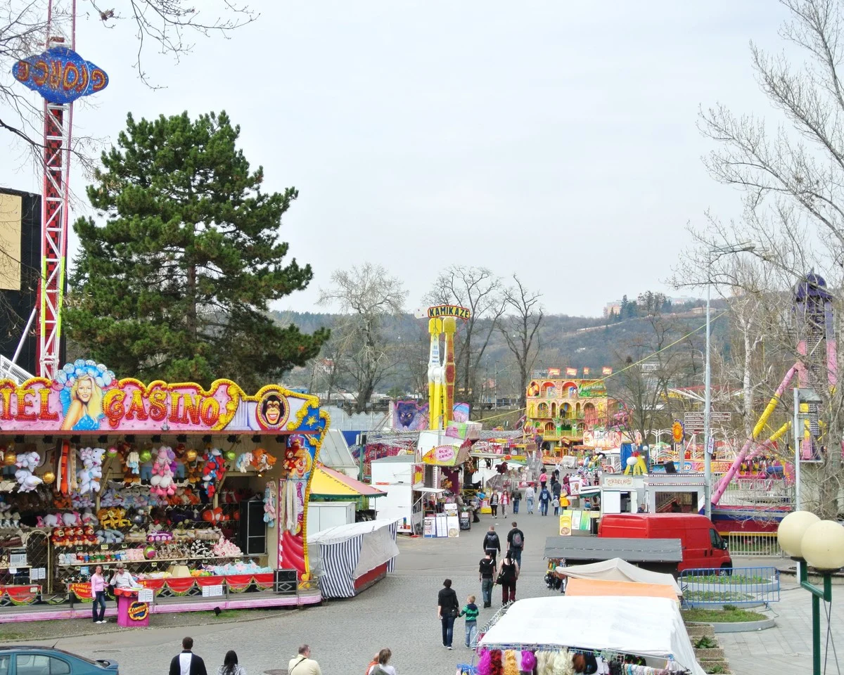 El parque de atracciones que eclipsó a Disneyland en Praga - image 1