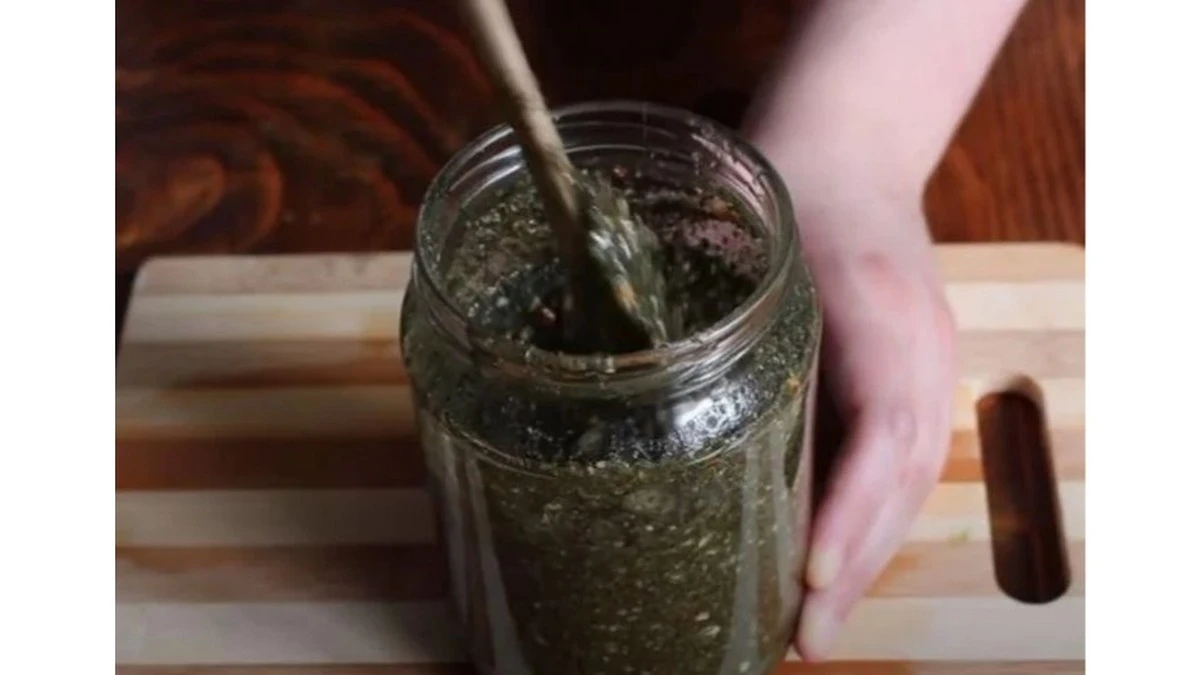 El secreto serbio para una sangre fuerte: una cucharada de esta mezcla al día te sorprenderá