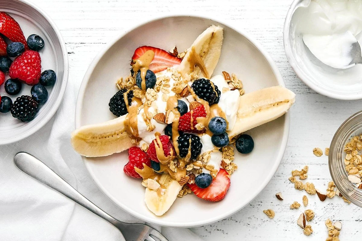 ¿Por qué los nutricionistas recomiendan no comer plátanos con el estómago vacío? La razón te sorprenderá - image 1