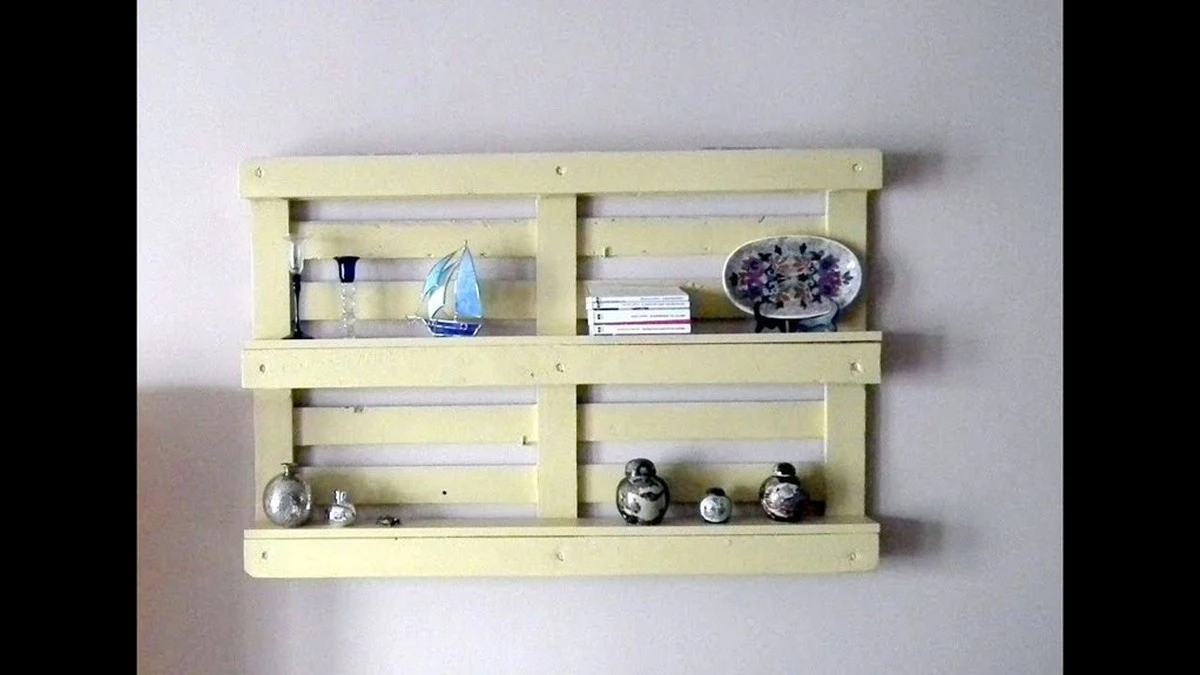 Creé una estantería súper estilosa en 2 horas: coste mínimo y el doble de espacio