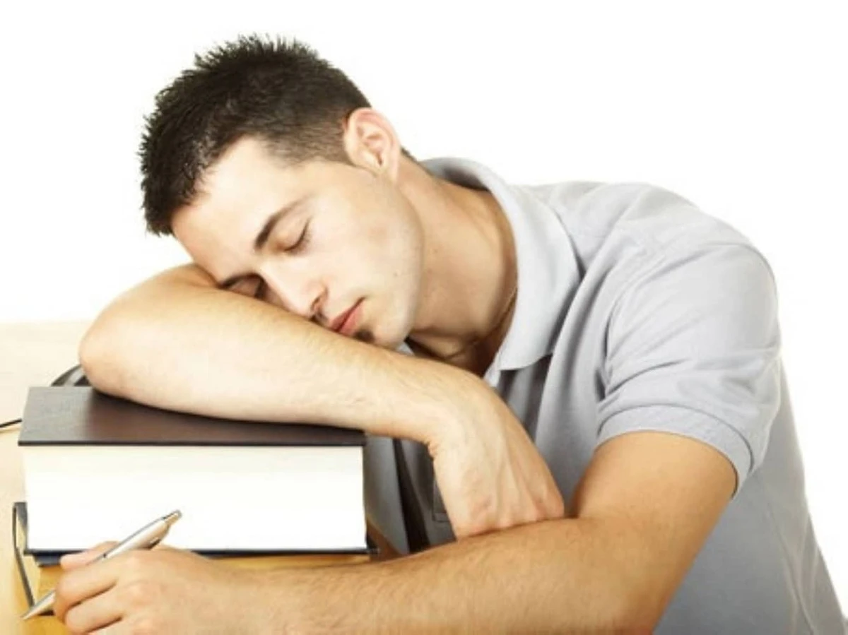 lafarmaceuticar-extra-1.webp La farmacéutica reveló: Tu fatiga no es por falta de sueño, sino por un órgano que todos olvidamos - image 1