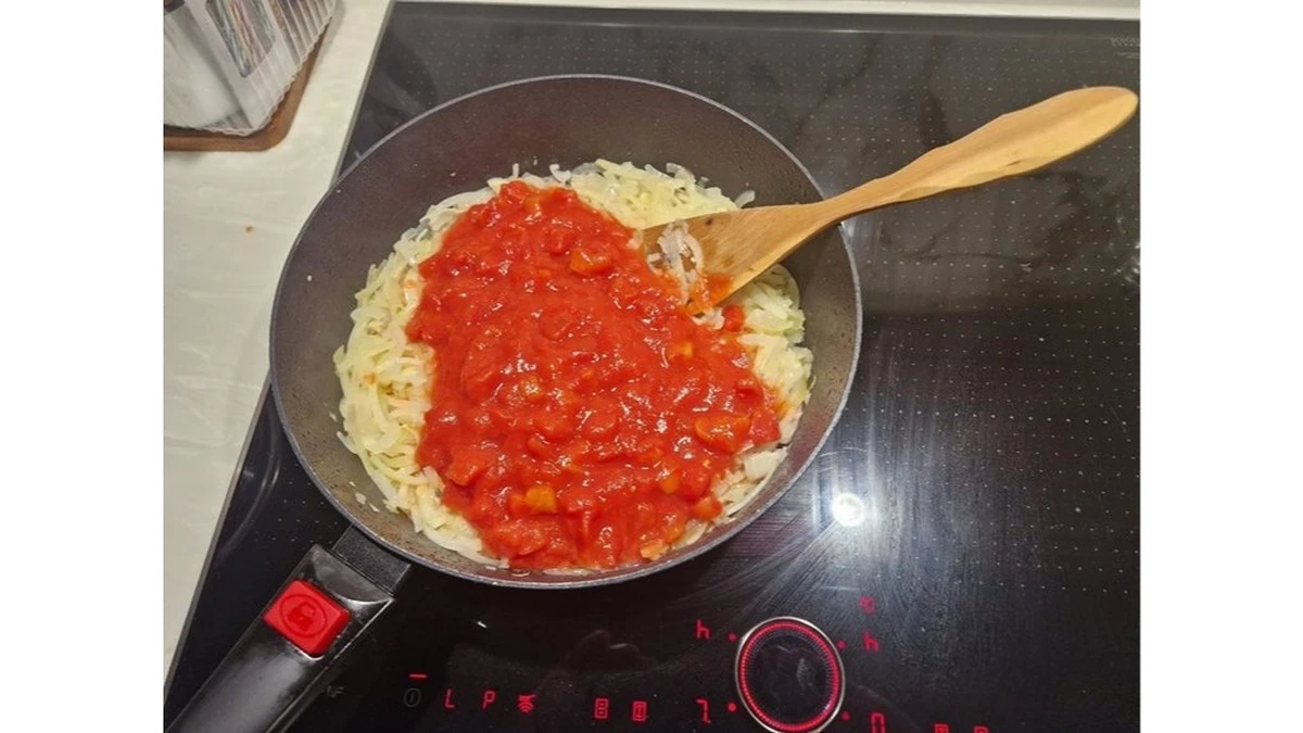 El ingrediente secreto que tienes en tu despensa para espesar salsas sin usar harina ni almidón