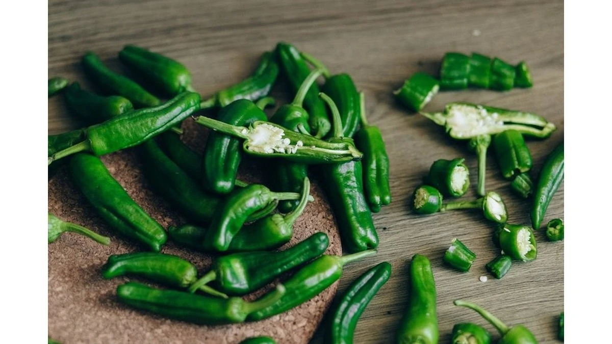 La sorprendente técnica de mi tía con pimientos y kéfir que revolucionó su cosecha