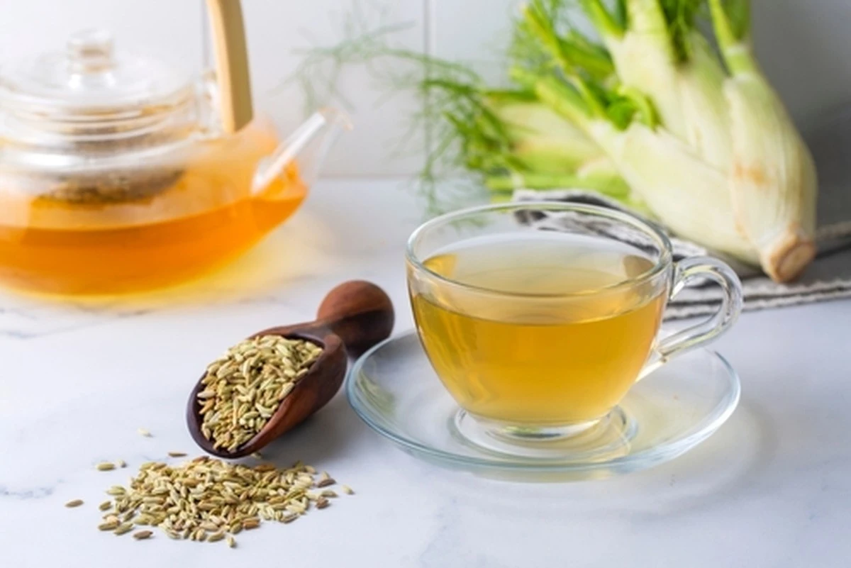 La hierba secreta que desinflama tu barriga en 20 minutos (la usaban las abuelas)