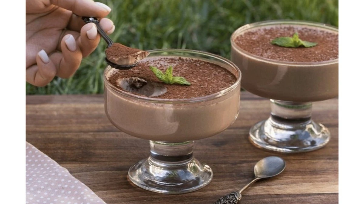 El postre perfecto para reuniones: pudín de café sedoso sin complicaciones