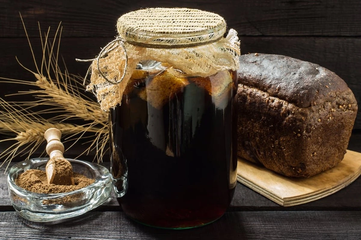 Por qué los expertos en repostería añaden achicoria al hacer kvass de centeno en casa - image 1
