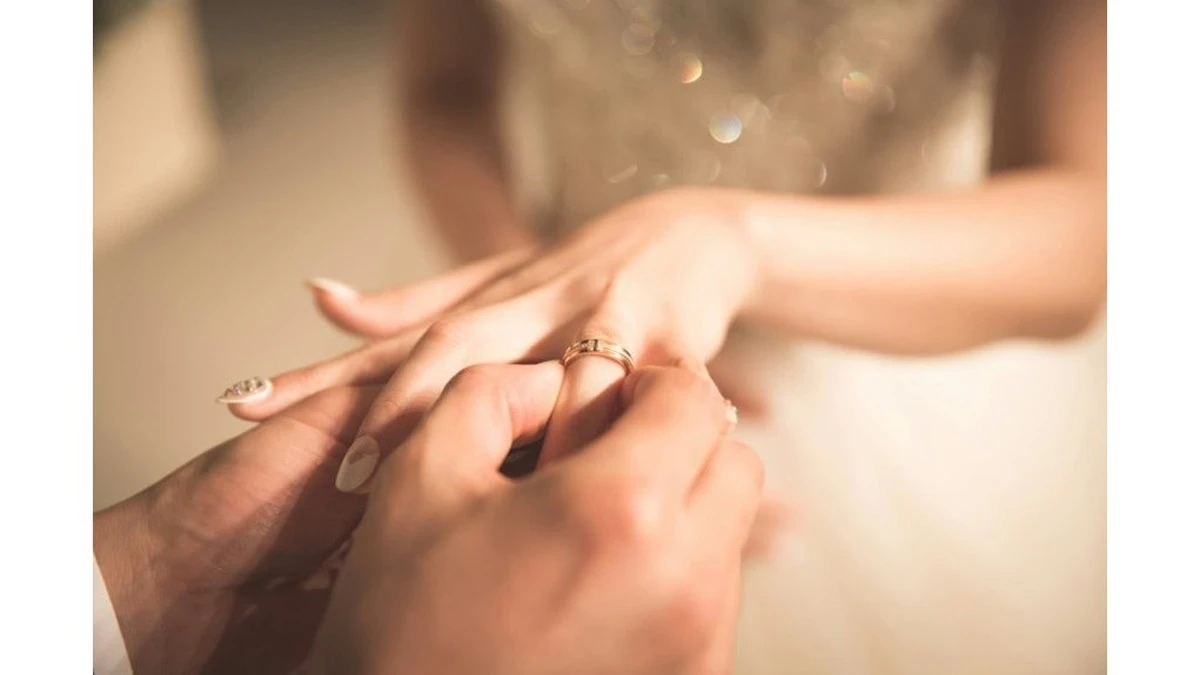 Un nuevo estudio revela que la salud de tu cerebro podría depender de tu vida amorosa: ¿por qué los casados tienen más riesgo de demencia?