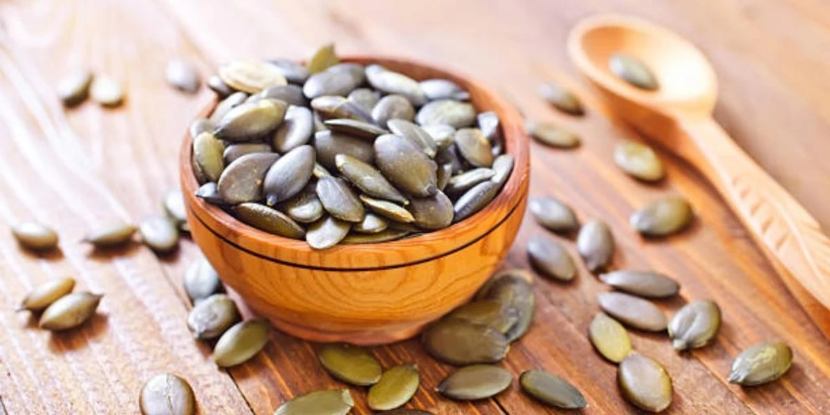 meolvidedelrefr-extra-1.webp Me olvidé del refrigerador por la noche: el truco sencillo de una cucharadita antes de dormir que cambió mis mañanas. - image 1