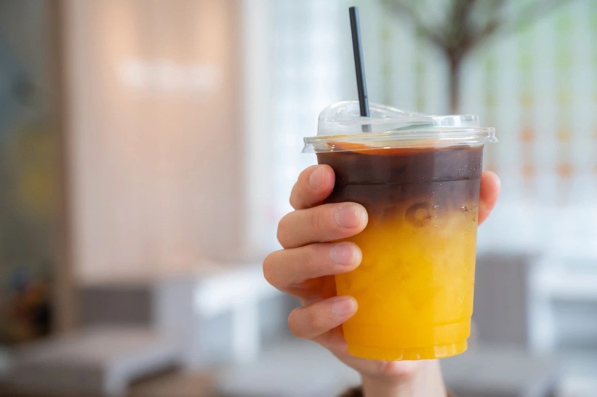 porquelacombina-extra-1.webp Por qué la combinación de café y zumo de naranja que sirve tu barista no es una locura - image 1