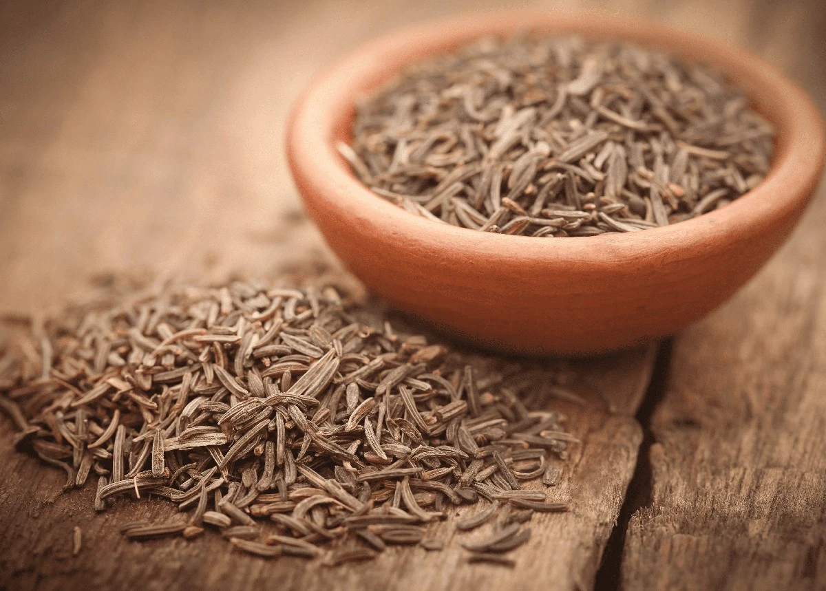 ¿Cucharada de comino al día y la grasa se derrite? La verdad del estudio viral - image 1