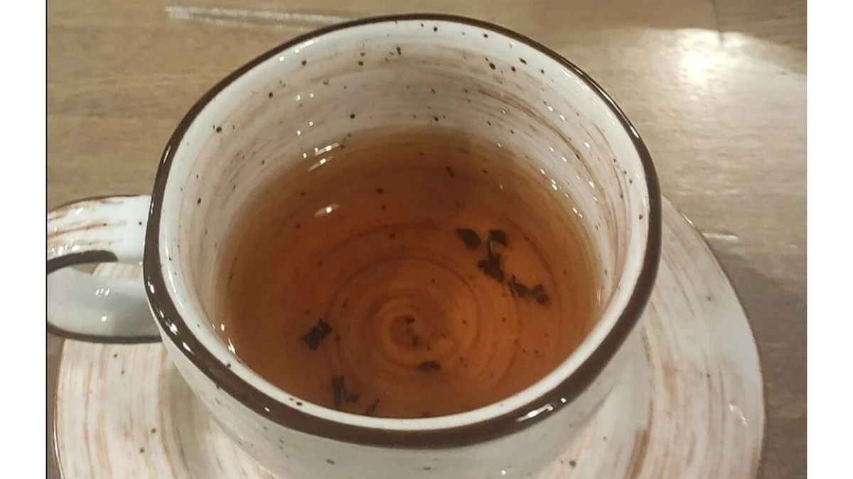 La solución de mi madre para las tazas de té manchadas: adiós a diez años de fregar