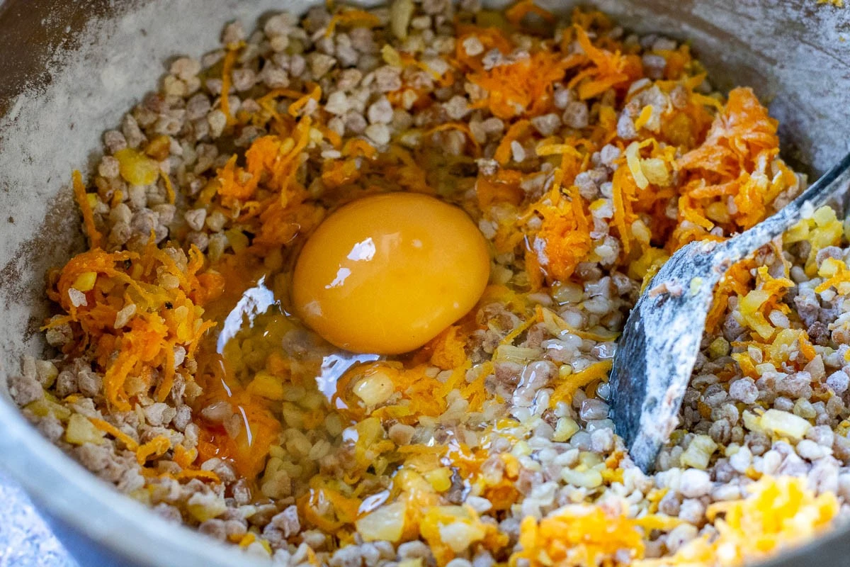 Kotletas de Trigo Sarraceno: Horneados, pero Jugosos Como Nunca – La Escuela Saludable - image 1