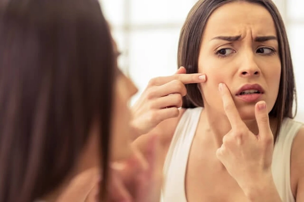 tresproductosde-extra-1.webp Tres productos de belleza en los que estás tirando tu dinero innecesariamente - image 1